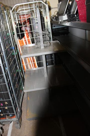 Thema etagere staal verrijdbaar