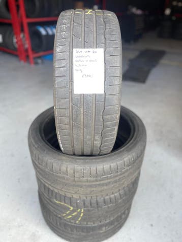 245/40/20 HANKOOK VENTUS S1 EVO3 4,2MM 4 STUKS €280 (1419), Ophalen, Band(en), Personenwagen, 20 inch