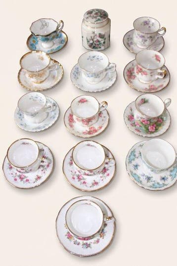o.a. Royal Albert - Richmond - Elisabethan - Theeservies, Antiek en Kunst