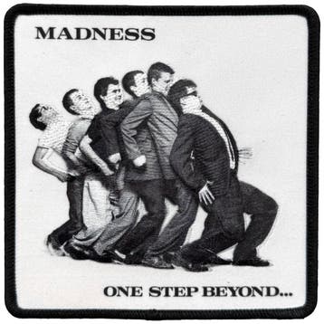 Madness - One Step Beyond - patch officiële merchandise, Ophalen of Verzenden, Nieuw, Kleding