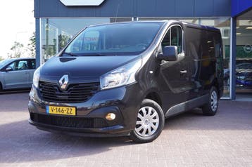 Renault Trafic  | Financial Lease voor 243 p/mnd, Stof, Gebruikt, Overige carrosserieën, Zwart