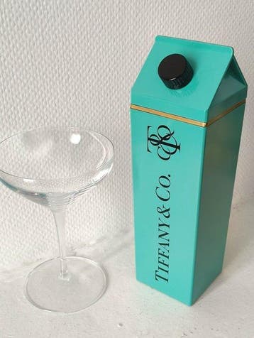 XTC Artist - Milk or Tiffany?
