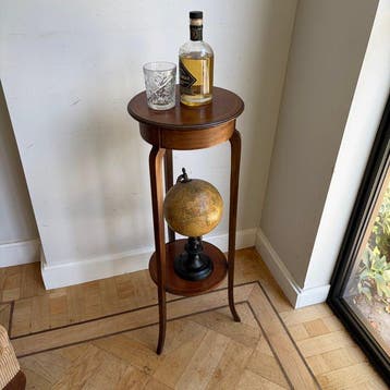 Plantentafel - Pedestal - Mahonie