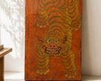 Thangka op houten paneel met de hand beschilderd – oranje
