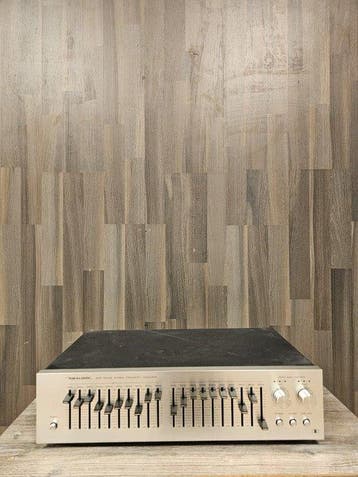 Realistic - 31-2000 Stereo grafische equalizer, Nieuw