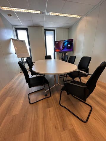 Vitra Vergadertafel - Nieuw Bureaublad - 8-10 Personen, Verzenden, In hoogte verstelbaar, Zo goed als nieuw