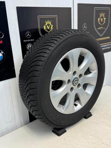 Org.1stuk 215/60R16 inch reservewiel Opel Astra 2013 5x105, 16 inch, Banden en Velgen, All Season, Personenwagen