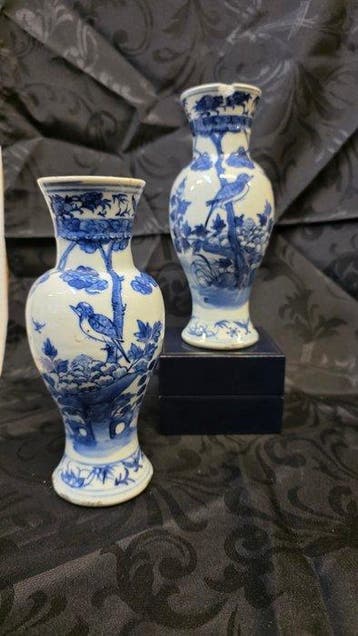 Vaas - Porselein - China - Qing Dynastie (1644-1911) - 2, Antiek en Kunst