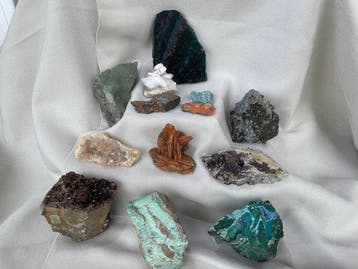 Oude collectie mineralen uit de Verenigde Staten. Kristallen