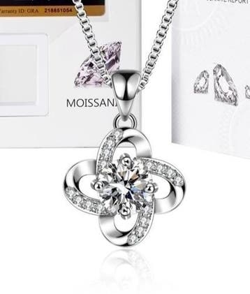 Zilveren ketting met moissenaite, Nieuw, Ophalen of Verzenden, Met hanger, Zilver