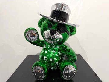 Van Apple - Bandit Bear LV
