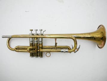 Trompet Blessing Model Artist gelakt uit 1951, Ophalen of Verzenden, Gebruikt, Bes-trompet, Met koffer