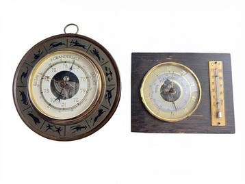 Aneroid barometer (2) - Hout, Messing, Glas - Zodiacs Deense