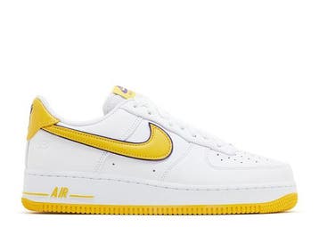 Nike Air Force 1 Low Retro QS Kobe Bryant Lakers Home, Kleding | Heren, Overige kleuren, Verzenden, Nike, Nieuw