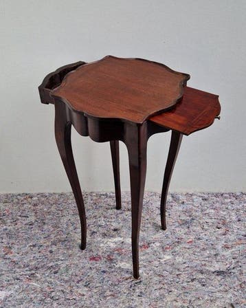 Elegant Antiek Wijntafeltje Louis XV stijl - met lade en