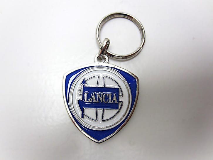 Sleutelhanger Lancia Emaille -NIEUW-, Verzamelen, Sleutelhangers, Verzenden