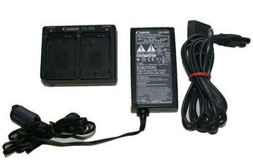 Canon CR-560 Auto oplader voor BP-511 ACCU, Ophalen of Verzenden, Nieuw