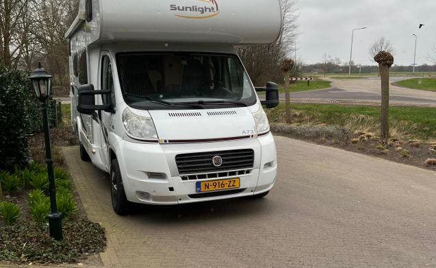 6 pers. Sunlight camper huren in Vriezenveen? Vanaf € 226 p., Caravans en Kamperen, Verhuur