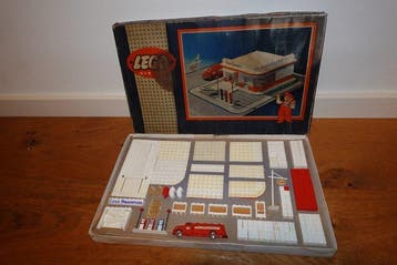Lego Set - 310 - Classic Town - Esso Tankstelle Service, Nieuw