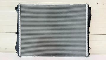 Mercedes-Benz Radiateur A0995008800, Ophalen, Gebruikt, Mercedes-Benz