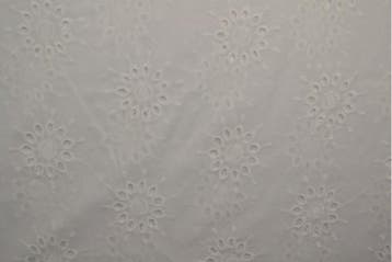 Katoen broderie Wit (patroon 19) - rol 10 meter, Verzenden, Nieuw