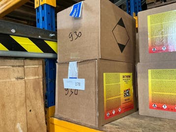 Online veiling: SCI, DK THERM 0900-0930, spuitbussen (4, Nieuw
