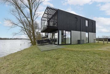 Zuid-Holland: Landal Lakeside Resort Brielle nr 12 te koop, Zuid-Holland