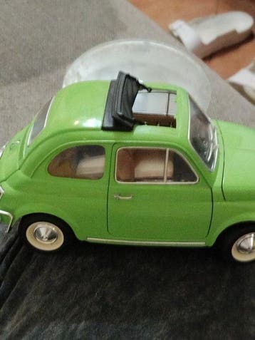 Bburago 1:18 - Modelauto - Fiat 500, Nieuw