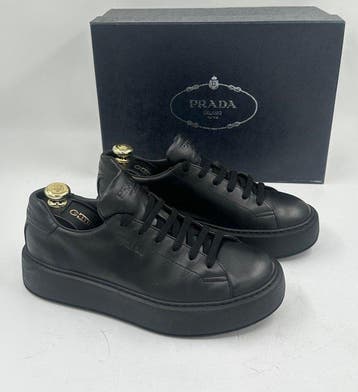 Prada - Sneakers - Maat: EU 40, Nieuw