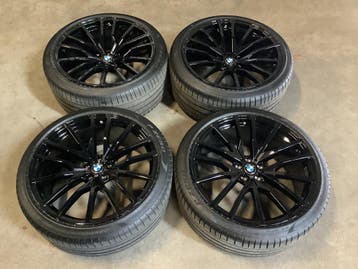 BMW X5 X6 742M 22 inch velgen + Pirelli zomerbanden, Auto-onderdelen, Banden en Velgen, Banden en Velgen, Nieuw, Overige maten
