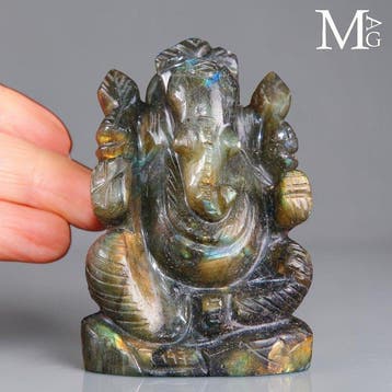 Uitermate fijn met de hand gesneden Heer Ganesha in fel