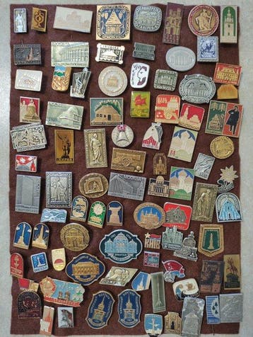 Themacollectie - Grote collectie vintage insignes uit het