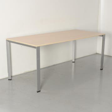 Ahrend 700 bureau, eiken blad, 180 x80 cm, hoogte instelbaar, Huis en Inrichting, Bureaus, Ophalen of Verzenden, Nieuw