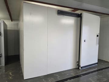 Koelcel 366 x 366 x 248 cm stekker klaar, Nieuw in verpakking, Koelen en Vriezen