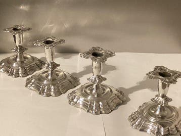 Kandelaber (4) - .830 zilver - Set Zilveren Kandelaars, Antiek en Kunst