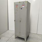 2-deurs retro kledinglocker met schade - 175x61x50 cm, Verzamelen, Retro, Ophalen of Verzenden