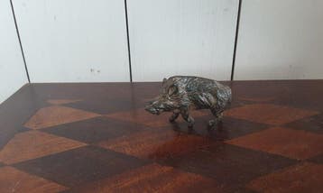 P. Chenet - Beeld, everzwijn - 4 cm - Brons