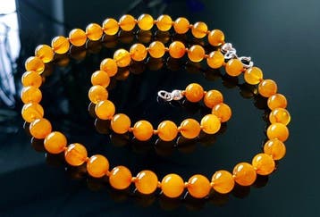 Amber Vintage Zeer zeldzame kleur Baltisch amber ketting -