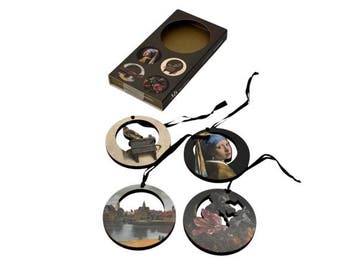 Veiling - Mauritshuis | Elegante Set van 4 Houten Kunstornam