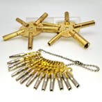 Gereedschap voor klokken/horloges (3) - Volledige sleutelset, Antiek en Kunst, Antiek | Klokken