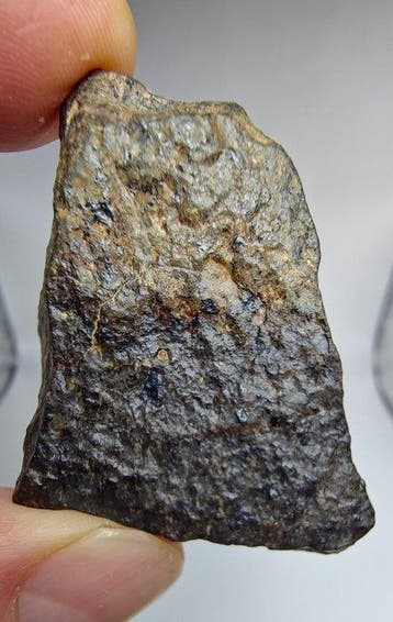 Meteoriet, L-smelt-rots, gebaseerd op textuur en mineralogie