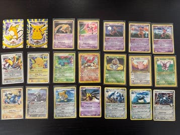 Pokémon - 600 Bulk kaarten - Various sets, Hobby en Vrije tijd, Nieuw