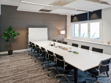 Kantoorruimte in Regus Rokin, Verzenden