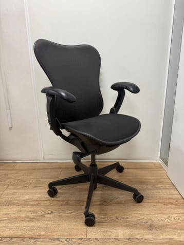 Herman Miller Bureaustoel Zwart - Type Mirra - Full Option, Verzenden, Zwart, Zo goed als nieuw, Bureaustoel