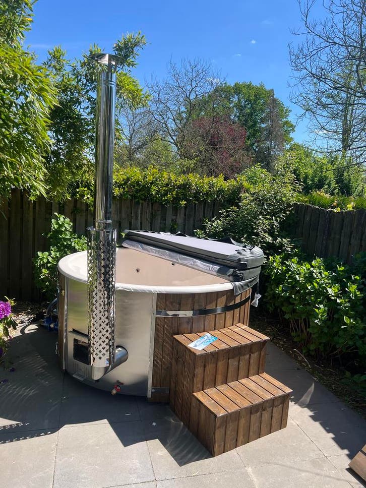 Showroom leeg verkoop! 30 hottubs veel afgeprijsd! Weg = weg, Tuin en Terras, Bubbelbaden en Hottubs, Nieuw, Trap, Vast, Ophalen