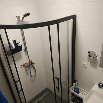 Kamer in Schiedam gevonden voor €800,- pm, Huizen en Kamers, Huizen te huur, Direct bij eigenaar, Zuid-Holland, Appartement, Schiedam