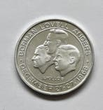 Gevlogen medaille bevat metaal van Apollo 8 die naar de maan