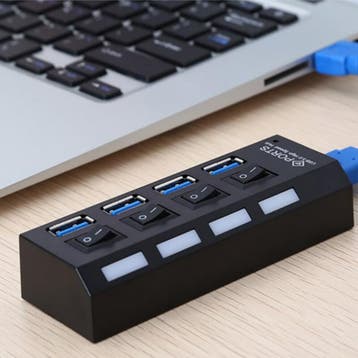 USB Hub - High Speed 4 Ports 3.0 - Multi Oplaadadapter -, Computers en Software, Dockingstations, Ophalen of Verzenden, Nieuw