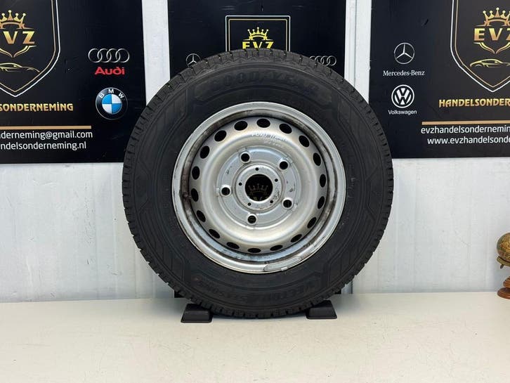 Ford Transit Custom bj.2022 Reservewiel 215/65R15C 5x160, Auto-onderdelen, Banden en Velgen, 15 inch, All Season, 215 mm, Personenwagen