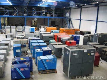 Atlas Copco schroefcompressor Persluchtcentrum Harderwijk, Zakelijke goederen, Machines en Bouw | Pompen en Compressoren